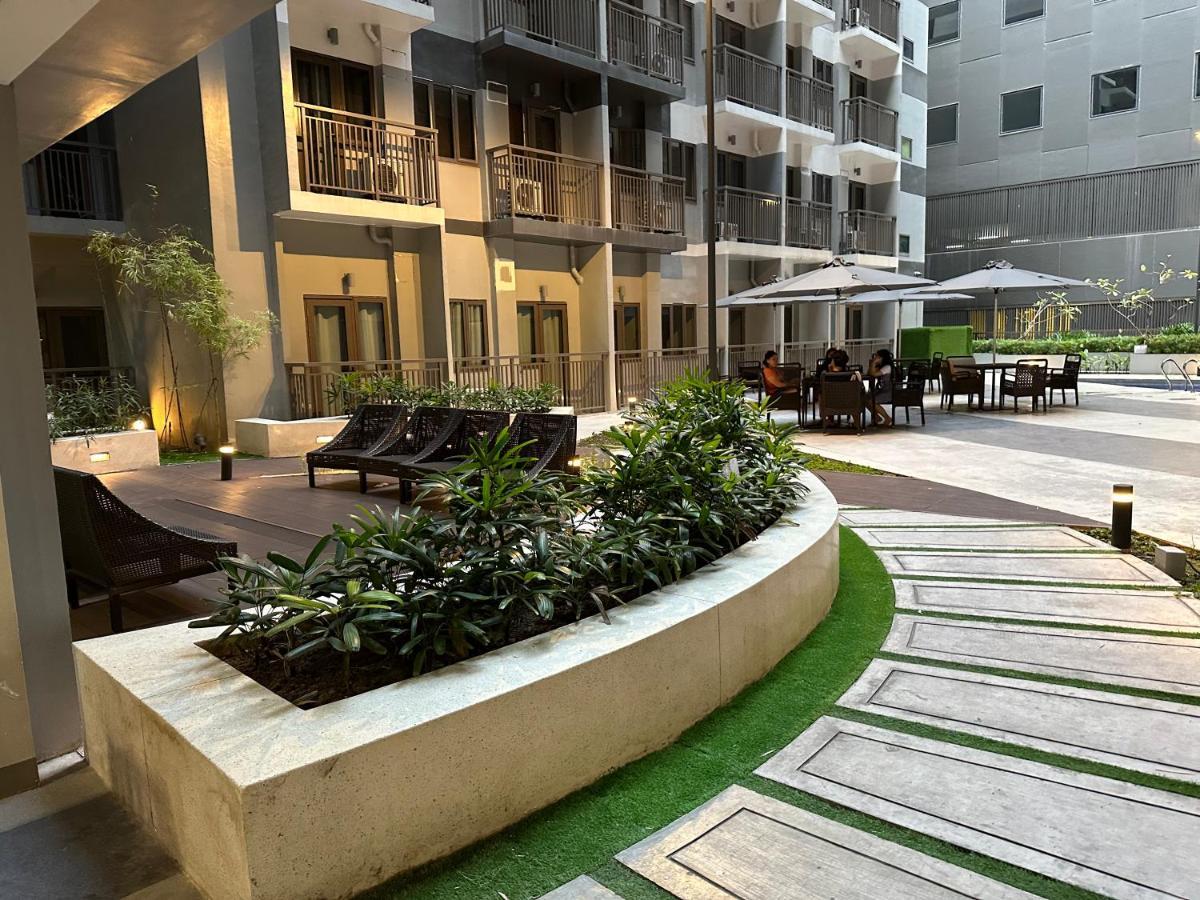 S Residences Tower 3 Moa Luxe Staycation By C Manille Extérieur photo